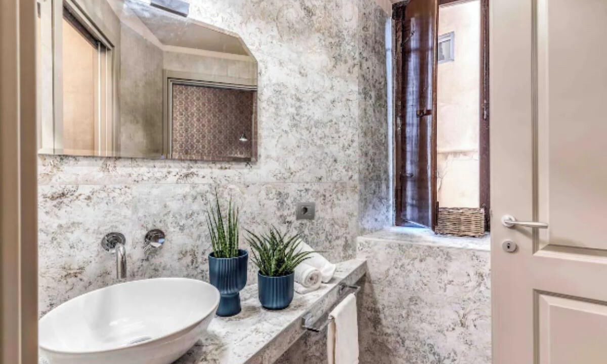 Photo of Bathroom in Repubblica
