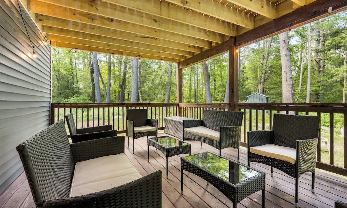 Photo of Outdoor in Sparrow Bush