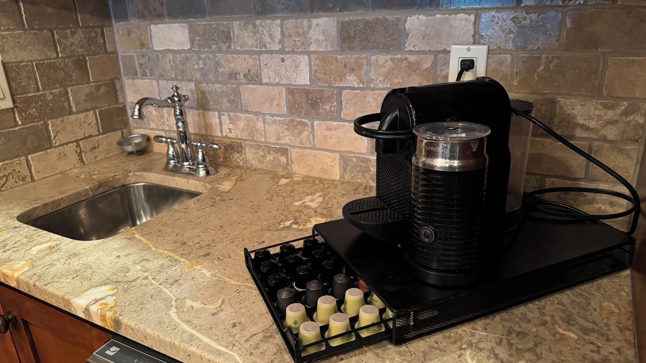 Photo of Kitchen in Priddis