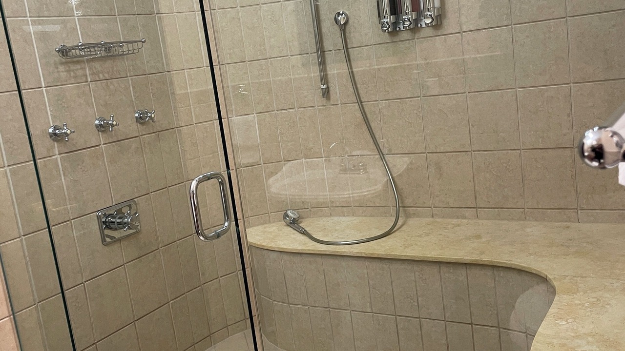 Photo of Bathroom in Douglas
