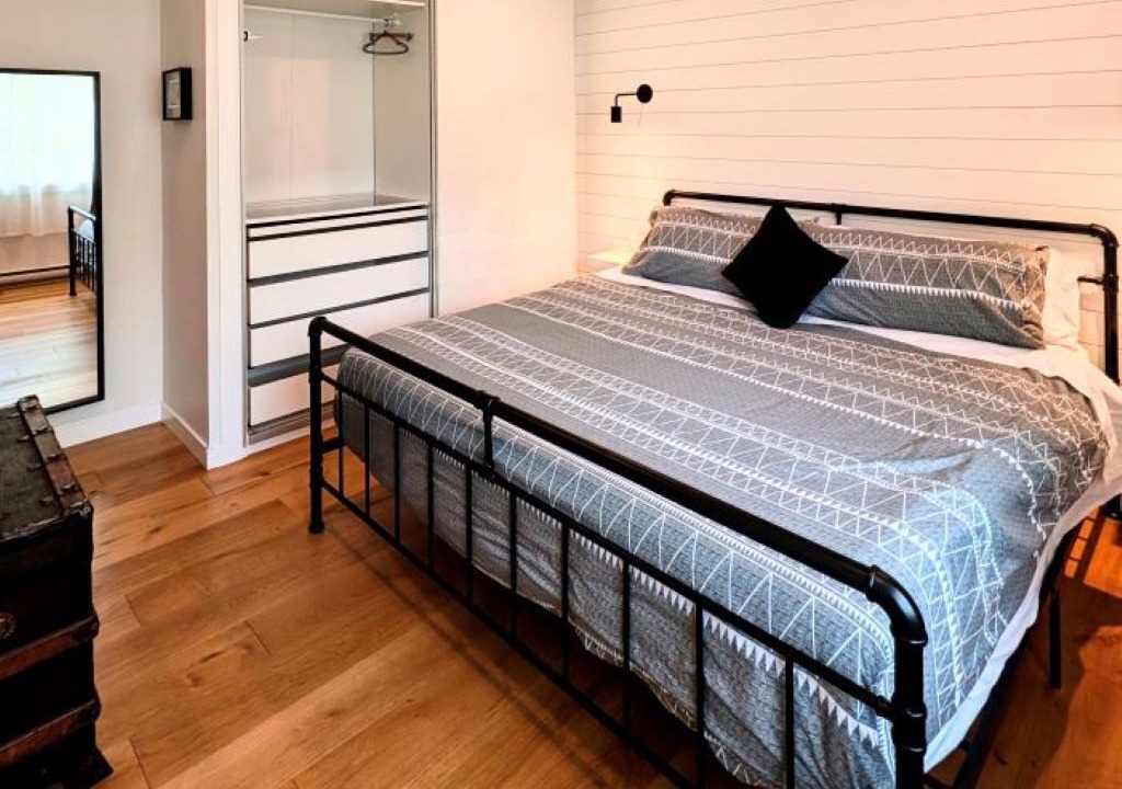 Photo of Bedroom in Brackendale