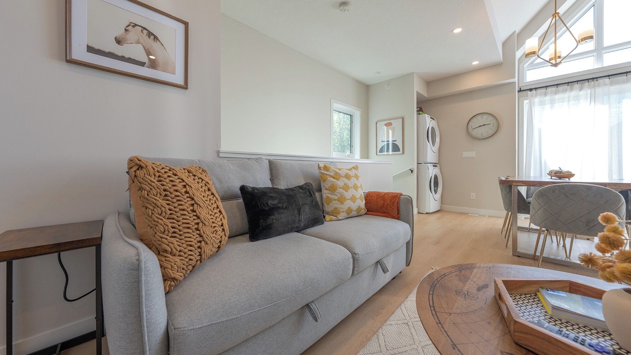 Photo of Livingroom in Cougar Creek