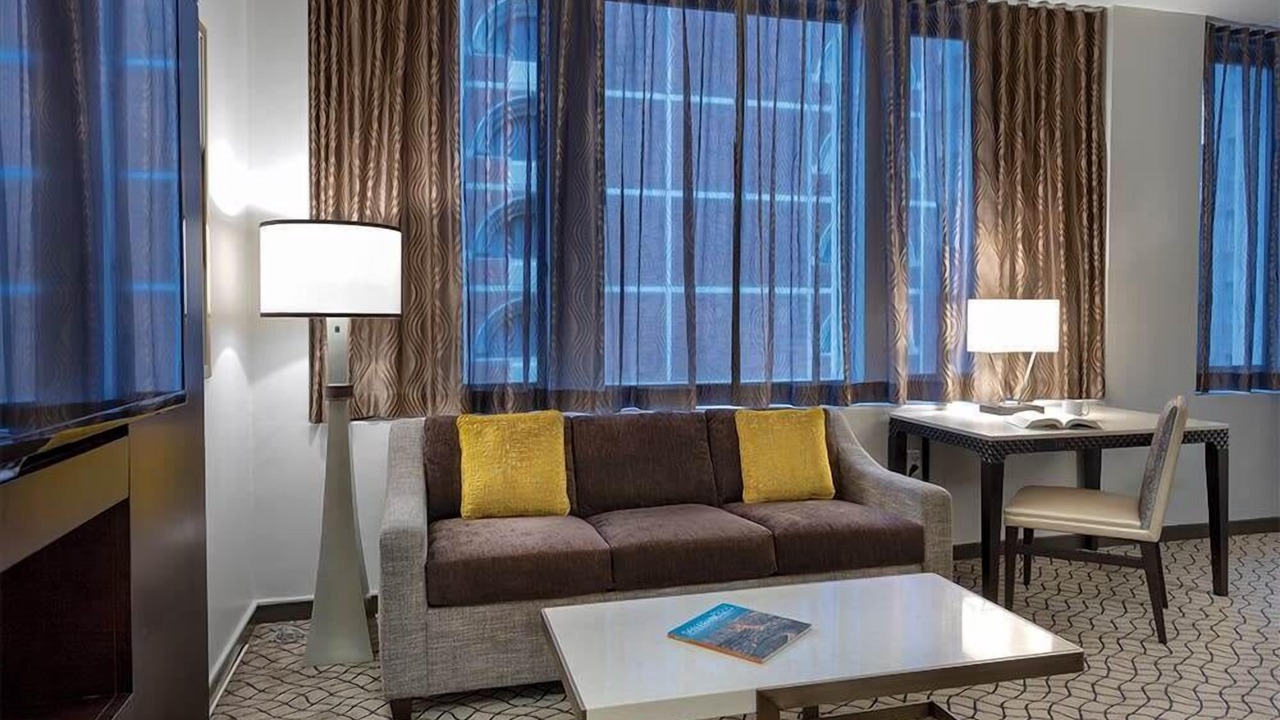 Photo of Livingroom in Tenderloin