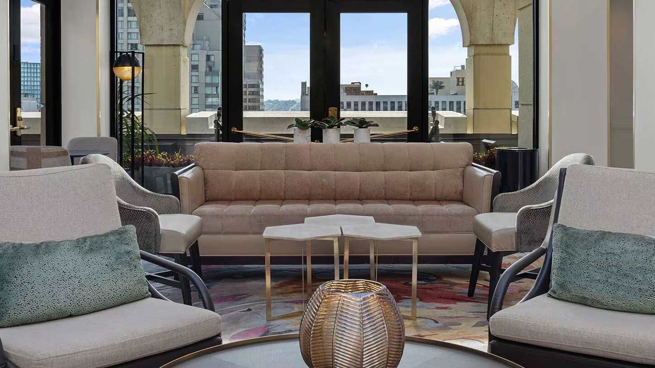 Photo of Livingroom in Tenderloin