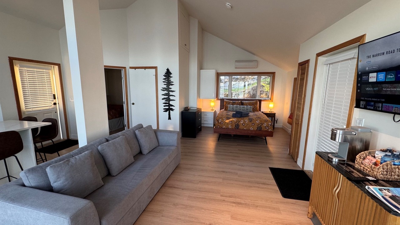 Photo of Bedroom in Pender Island