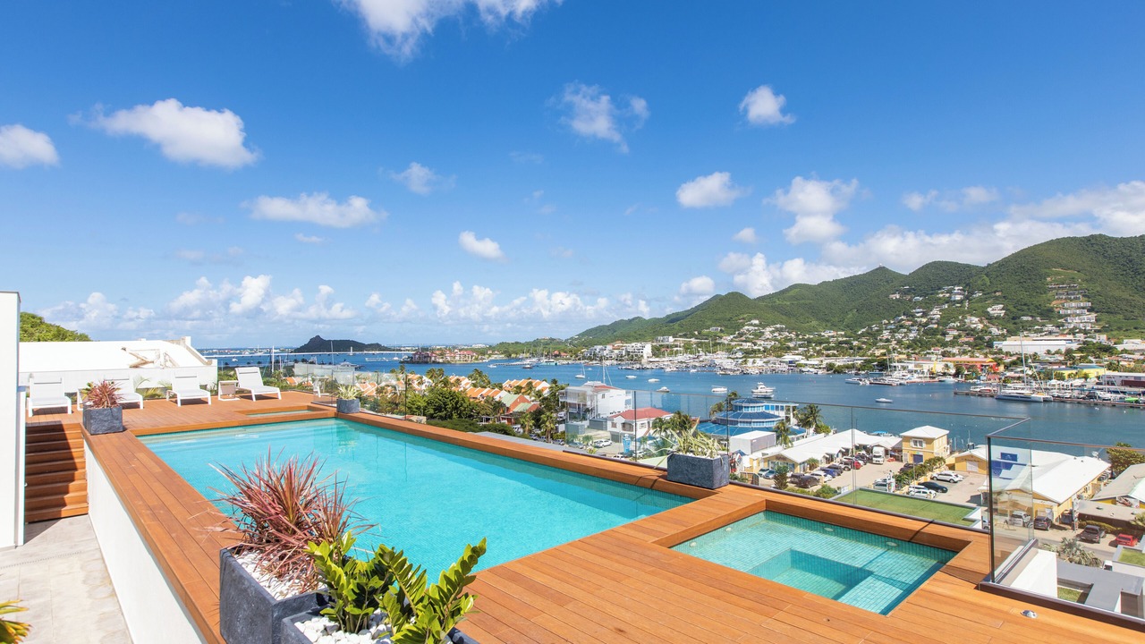 Photo of Outdoor in Cay Bay