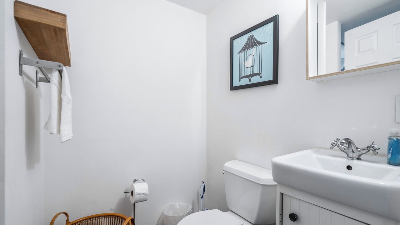 Photo of Bathroom in Logan Square