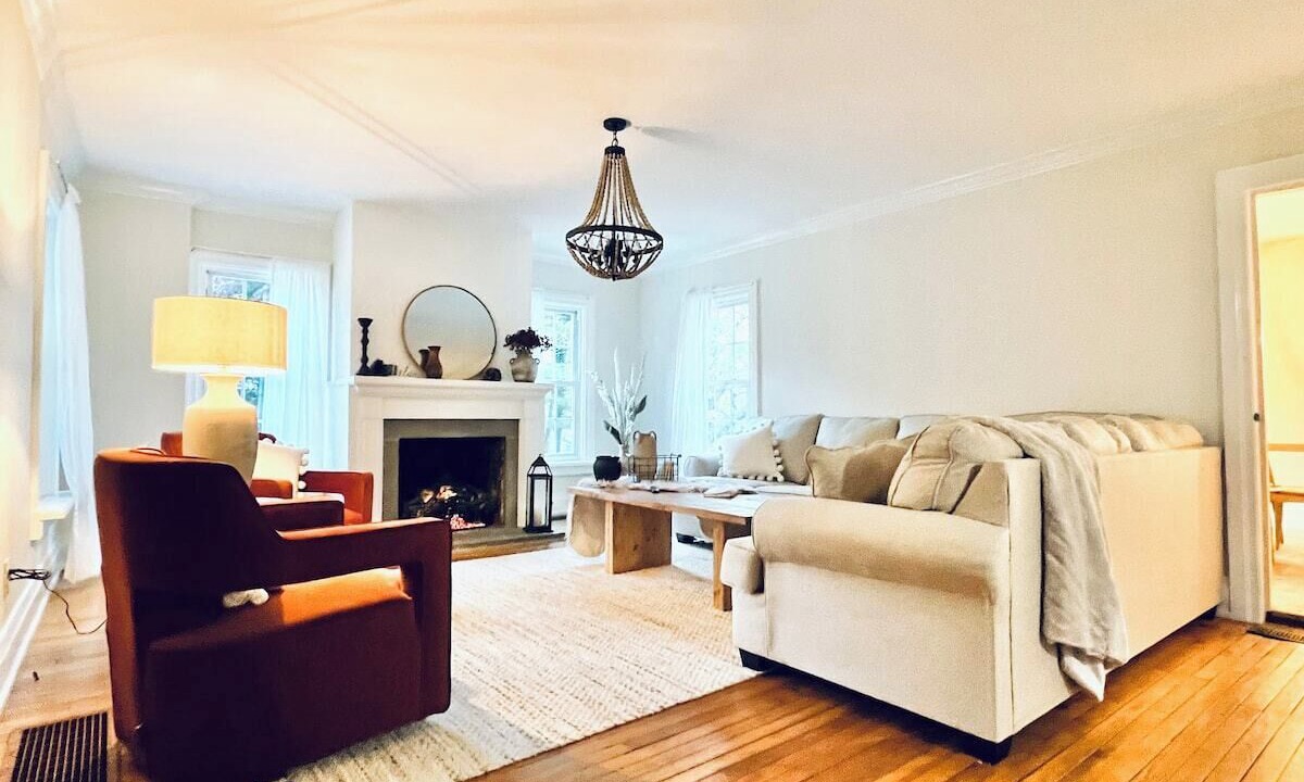 Photo of Livingroom in Jersey Shore