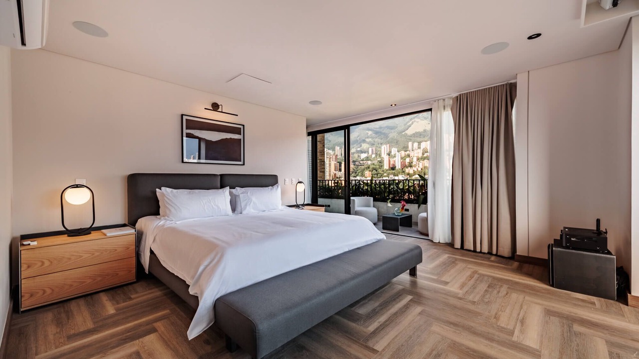 Photo of Bedroom in La Florida