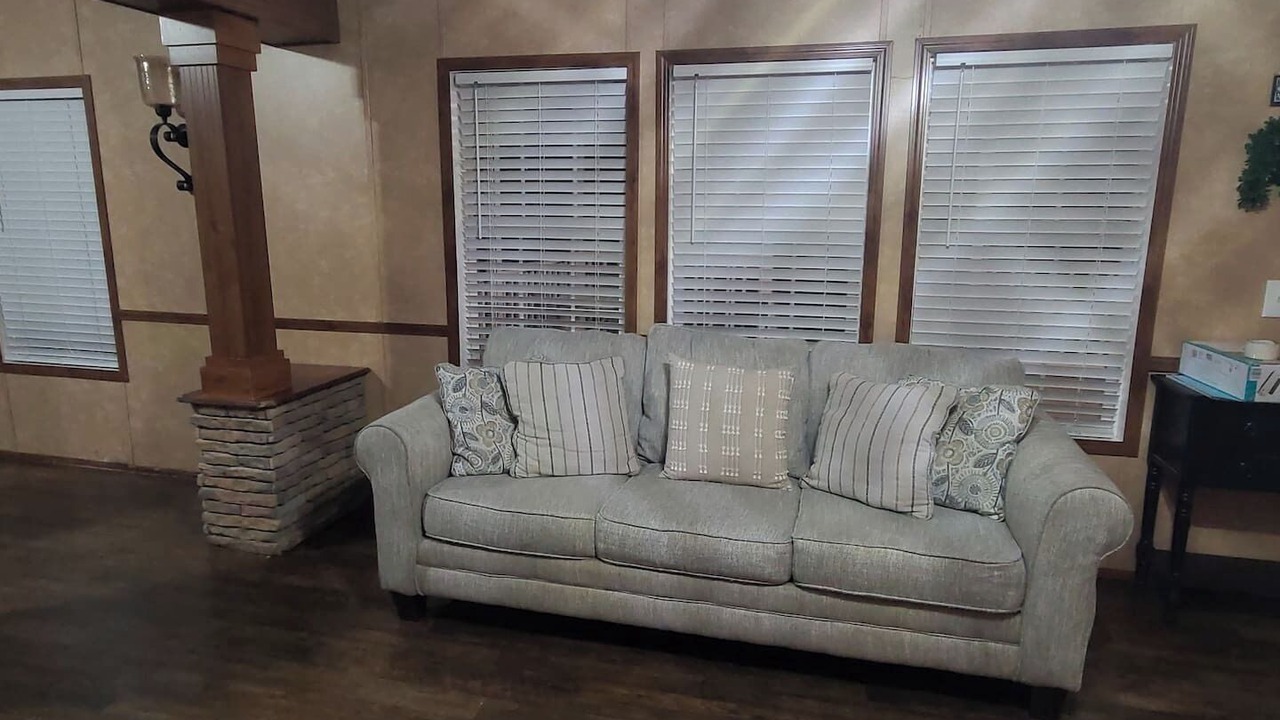 Photo of Livingroom in Pine Grove