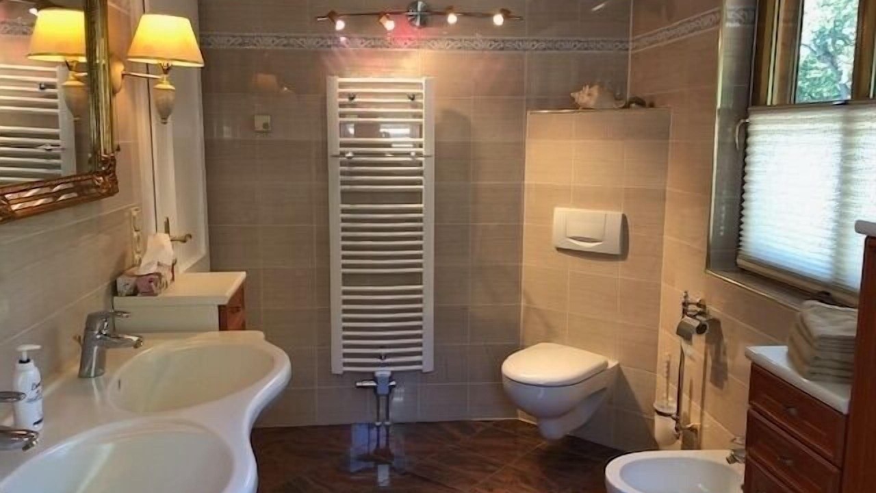 Photo of Bathroom in Brieselang