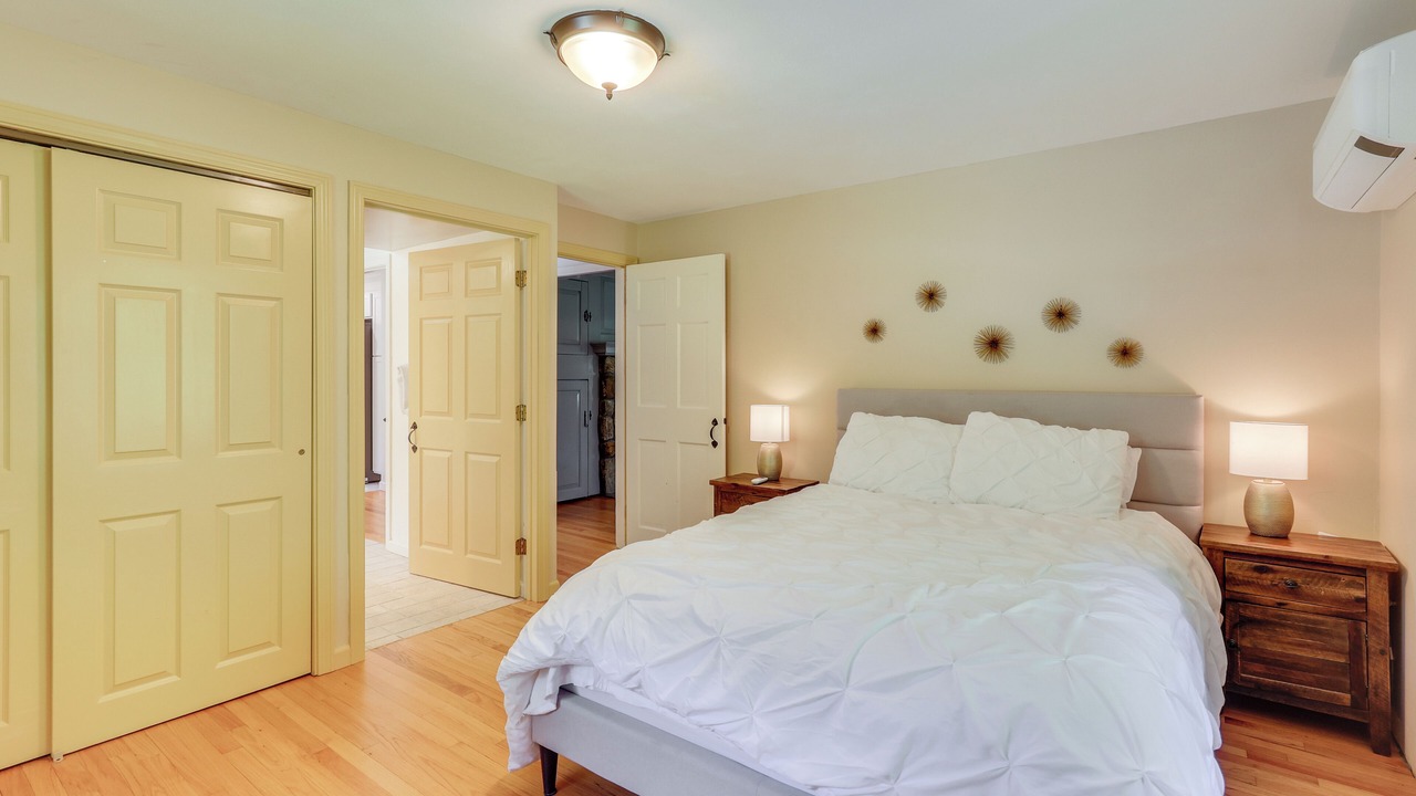 Photo of Bedroom in East Haddam