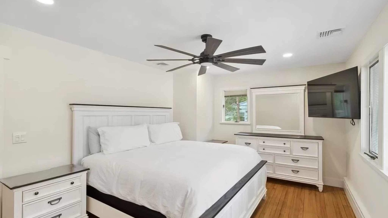 Photo of Bedroom in Clearwater Beach