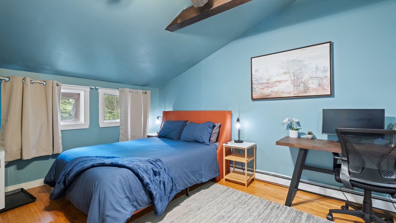 Photo of Bedroom in Bath