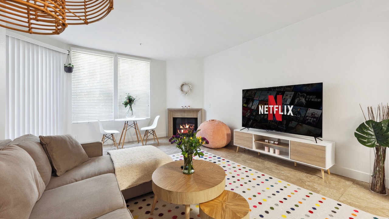Photo of Livingroom in Del Rey