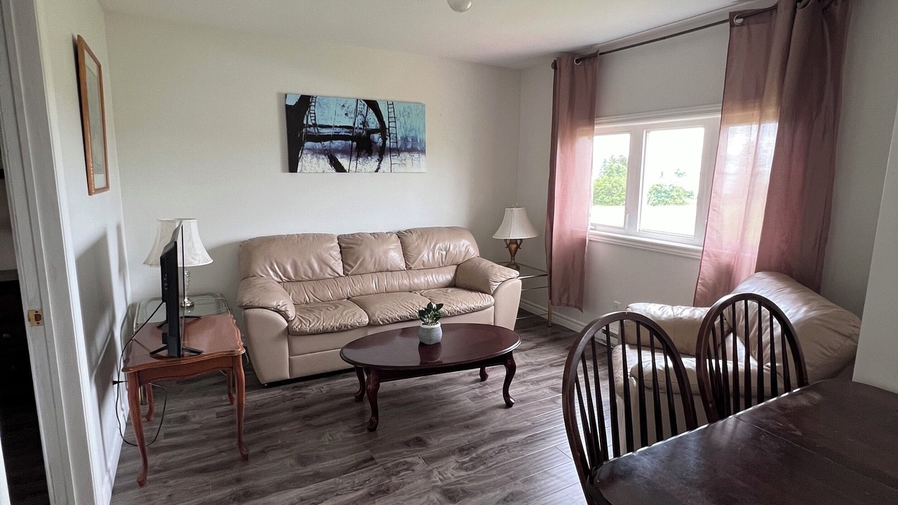 Photo of Livingroom in Bayside