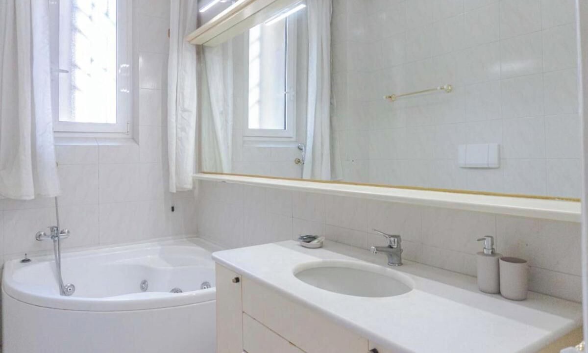 Photo of Bathroom in Rione XVI Ludovisi