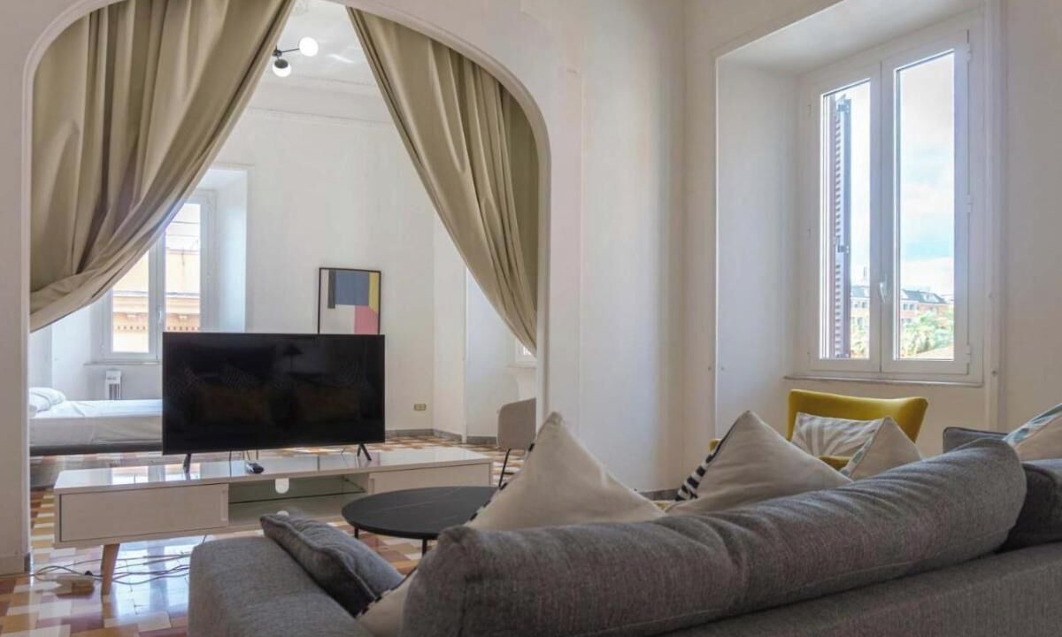 Photo of Livingroom in Rione XVI Ludovisi