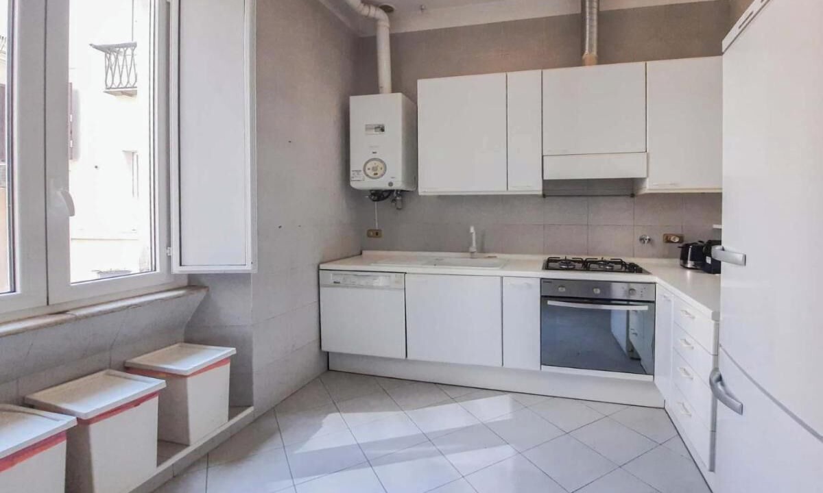 Photo of Kitchen in Rione XVI Ludovisi