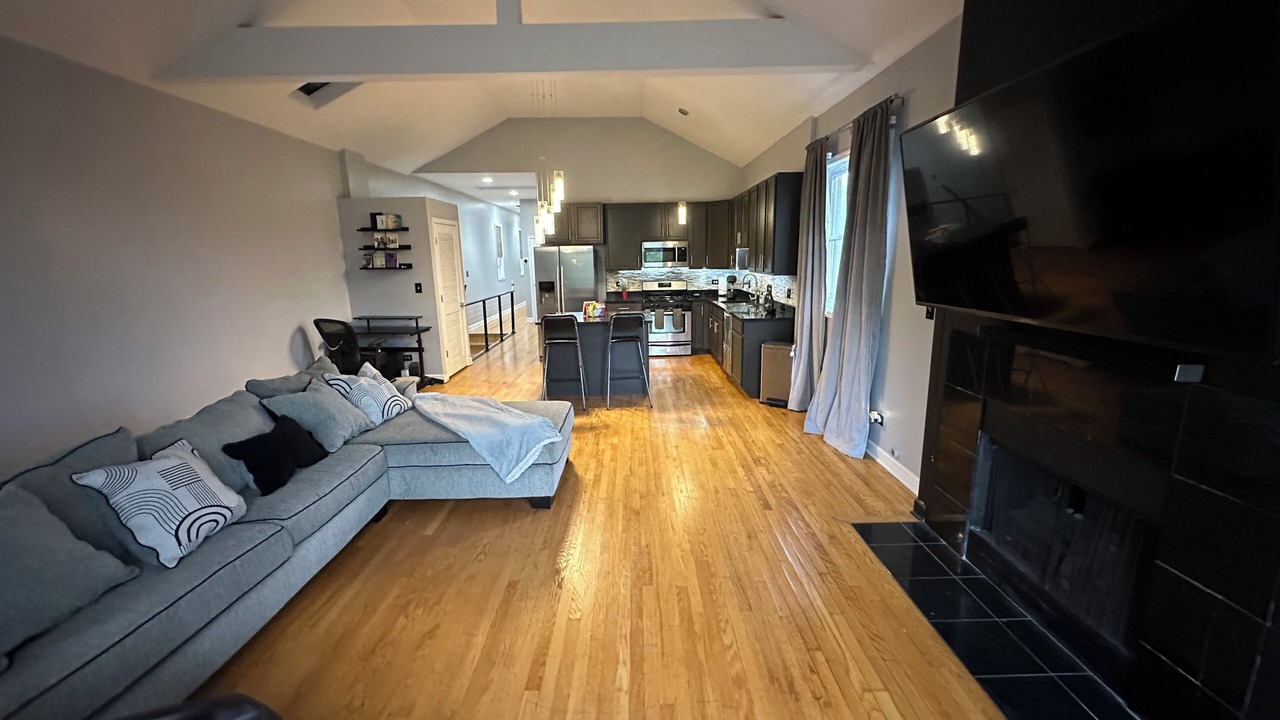 Photo of Bedroom in Grand Boulevard