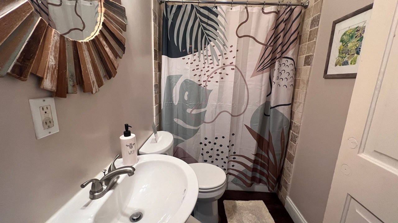 Photo of Bathroom in Esplanade Ridge