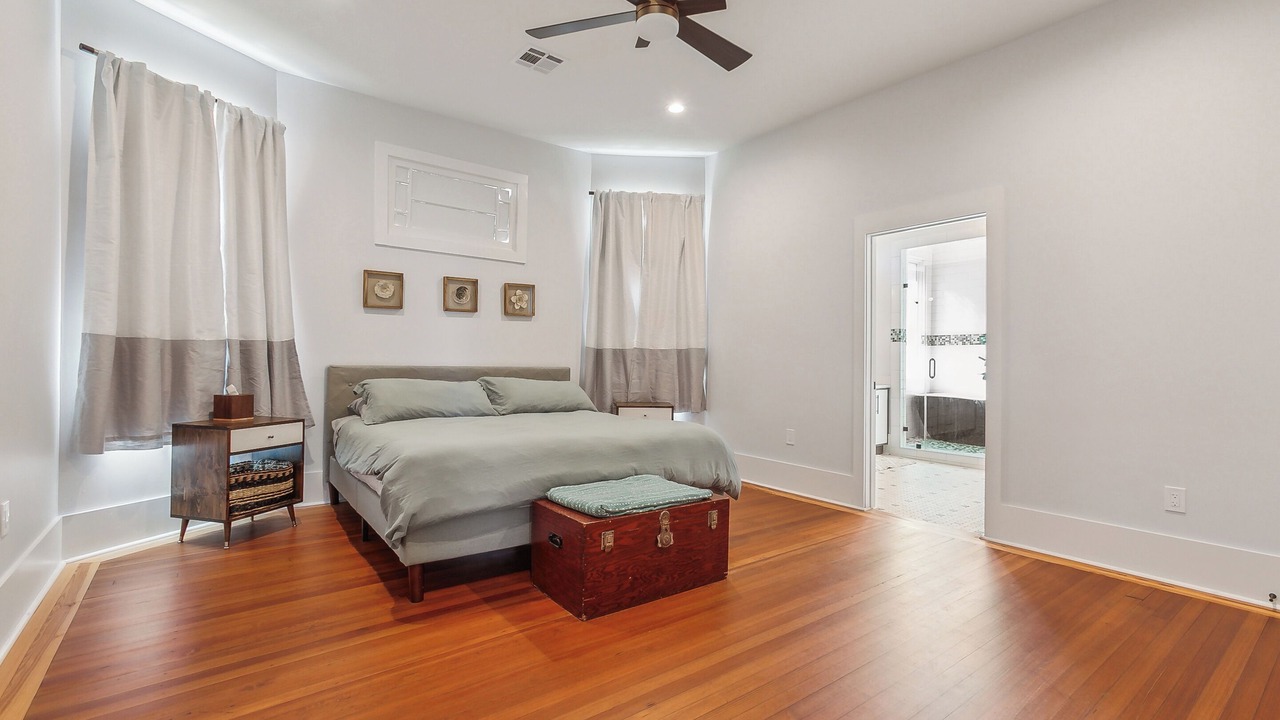 Photo of Bedroom in Broadmoor