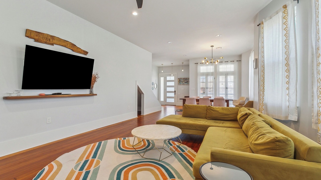 Photo of Livingroom in Broadmoor