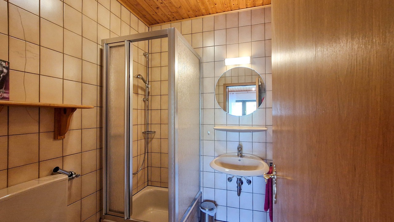 Photo of Bathroom in Obernhausen