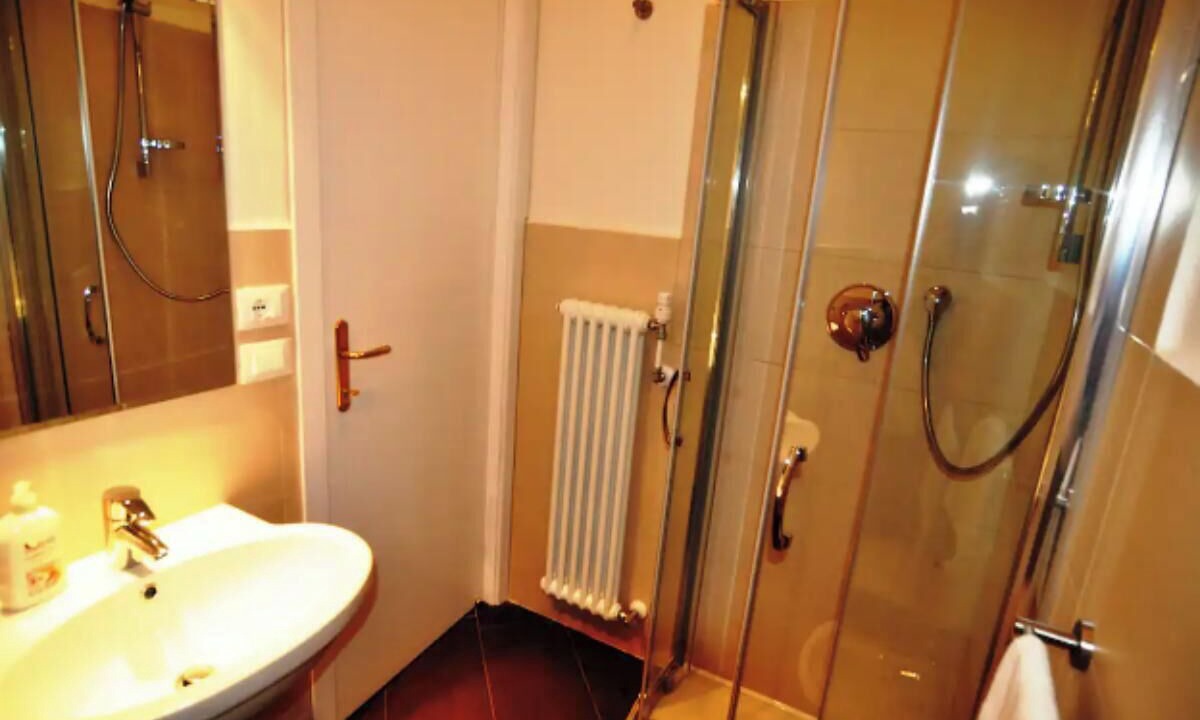 Photo of Bathroom in Rione XVIII Castro Pretorio