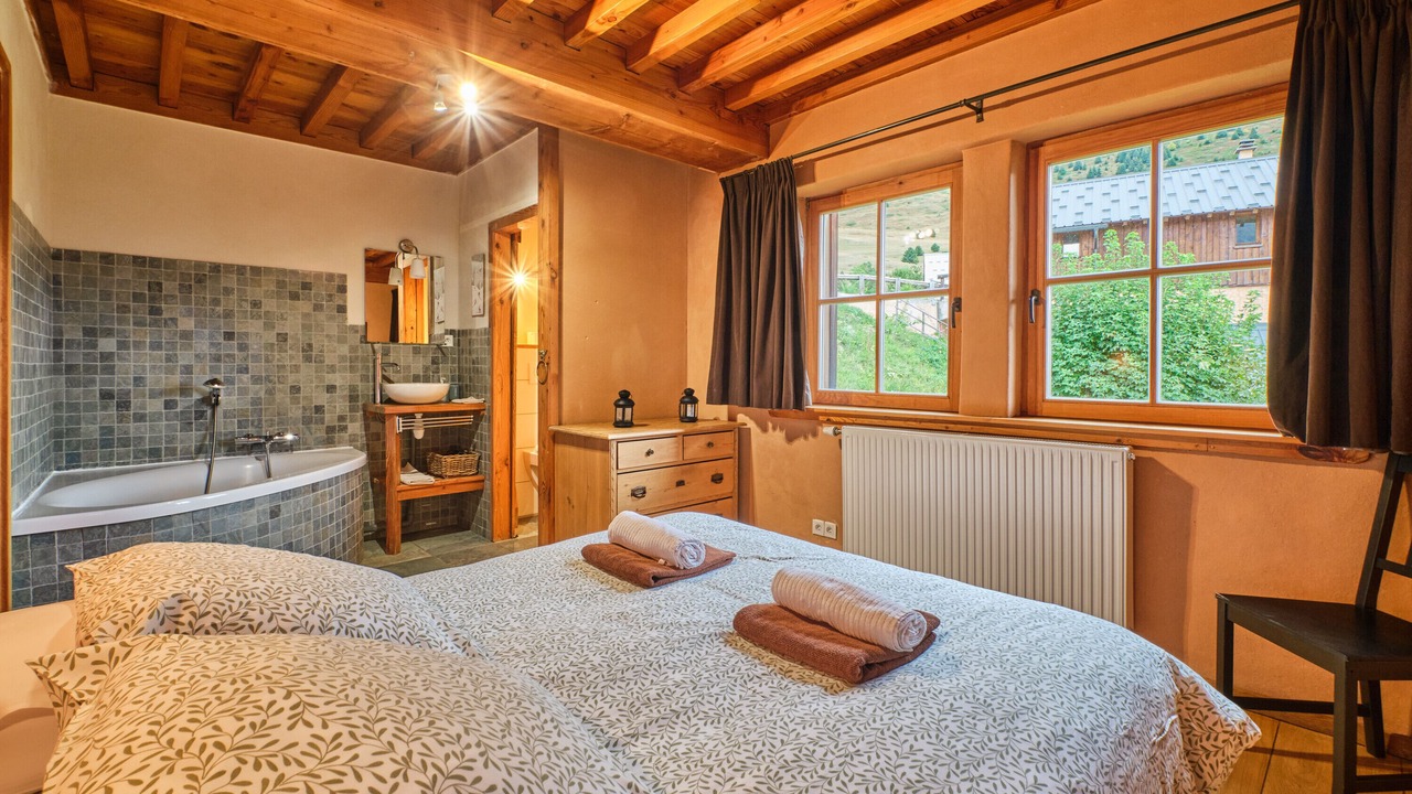 Photo of Bedroom in Villard-Reculas