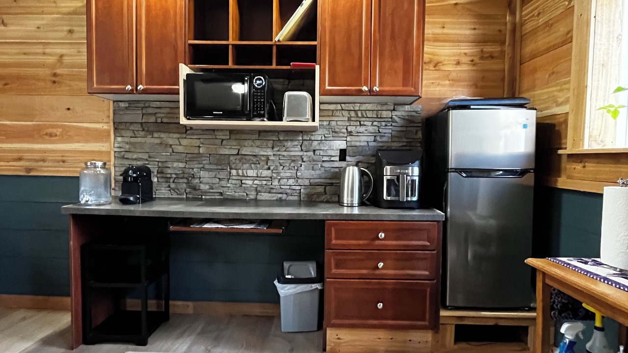 Photo of Kitchen in Bragg Creek