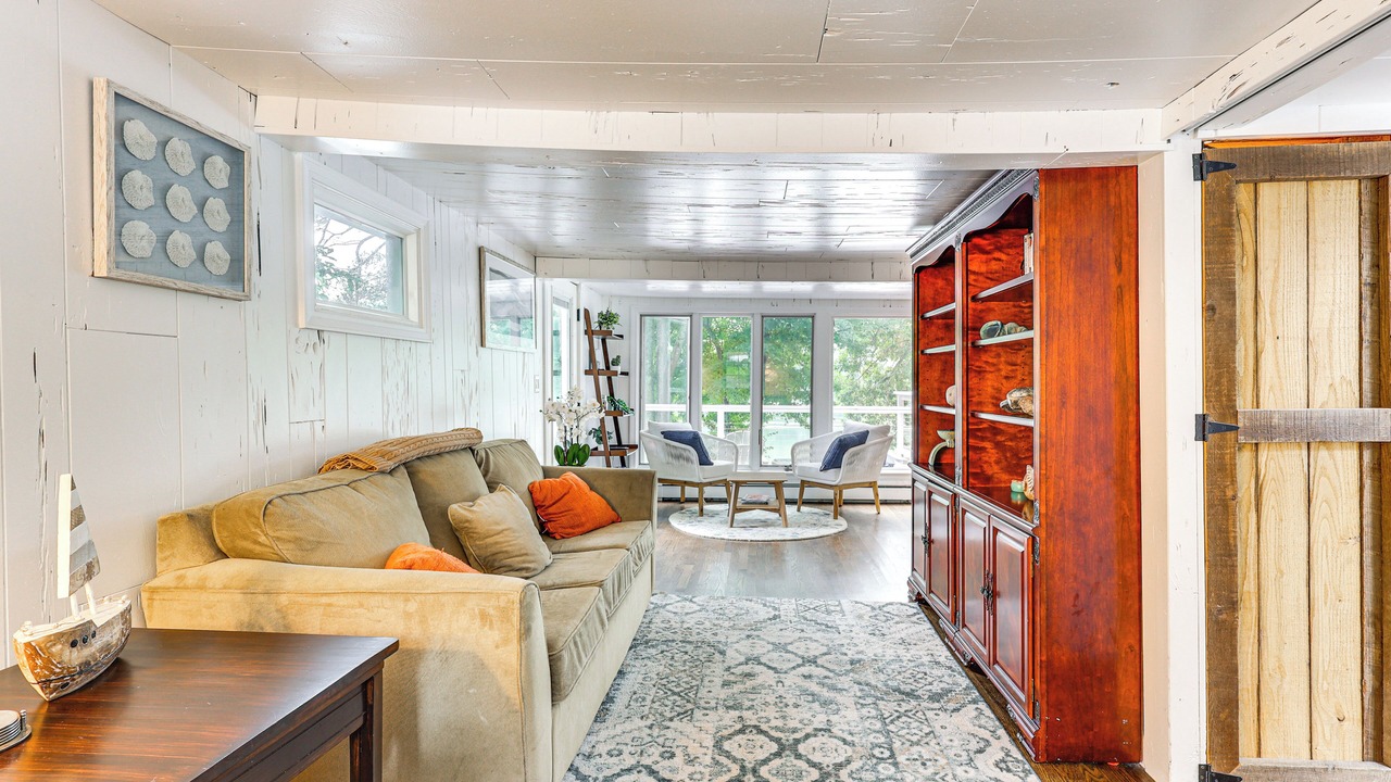 Photo of Livingroom in Waterford