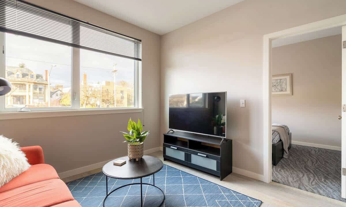 Photo of Livingroom in Ladd's Addition
