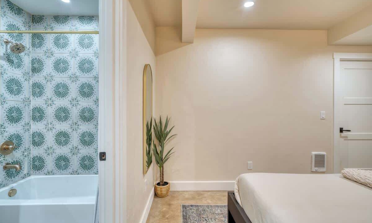 Photo of Bathroom in Mississippi District