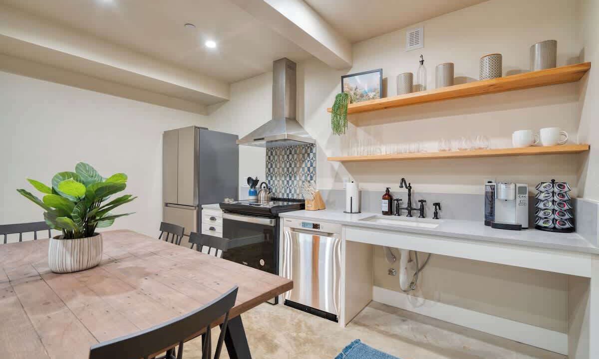Photo of Kitchen in Mississippi District