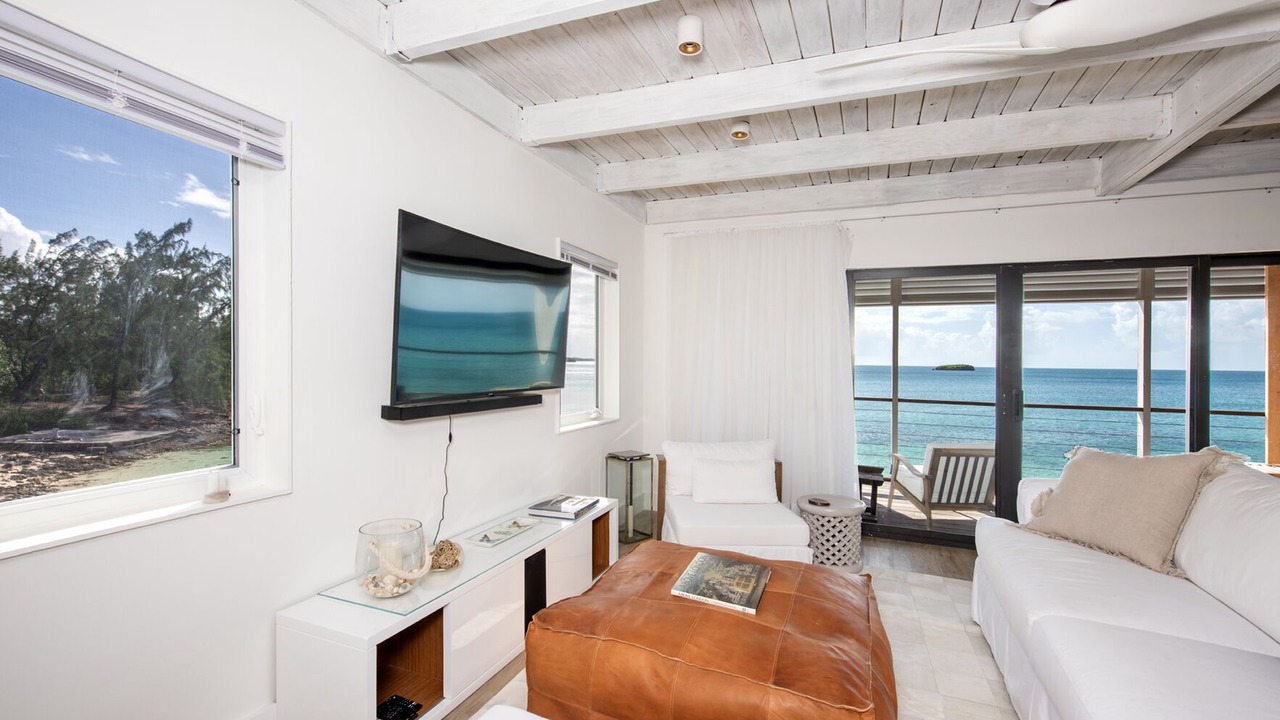 Photo of Bedroom in Savannah Sound