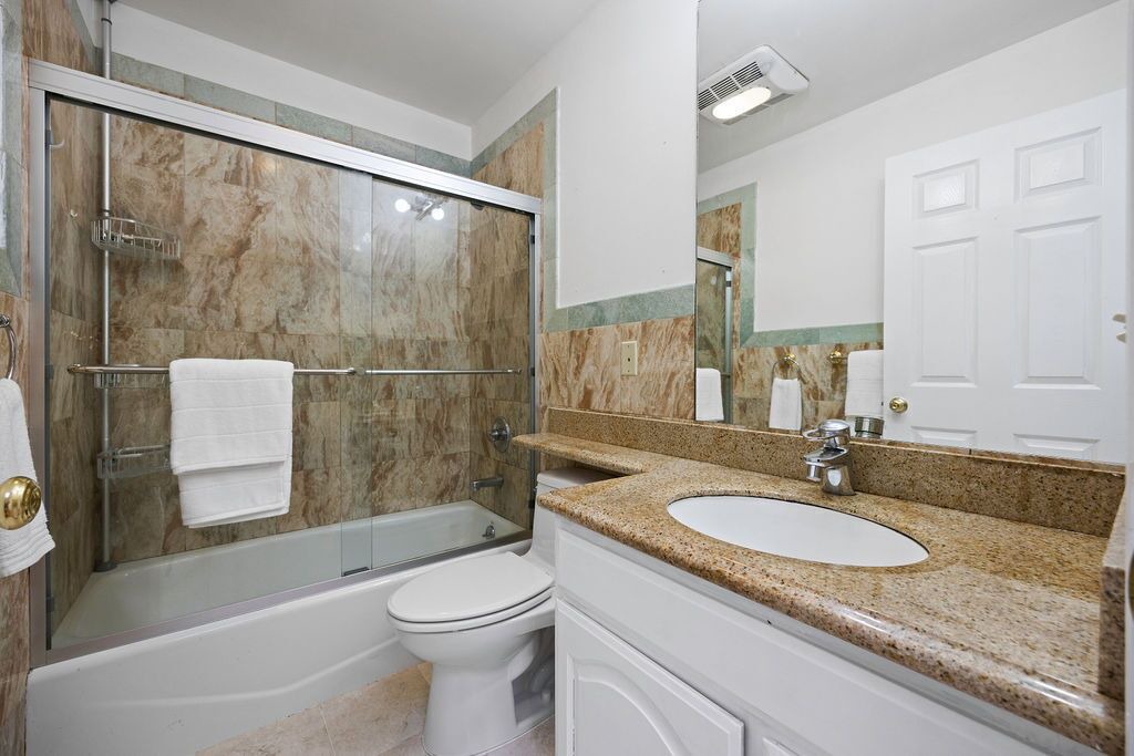 Photo of Bathroom in Sunnyside