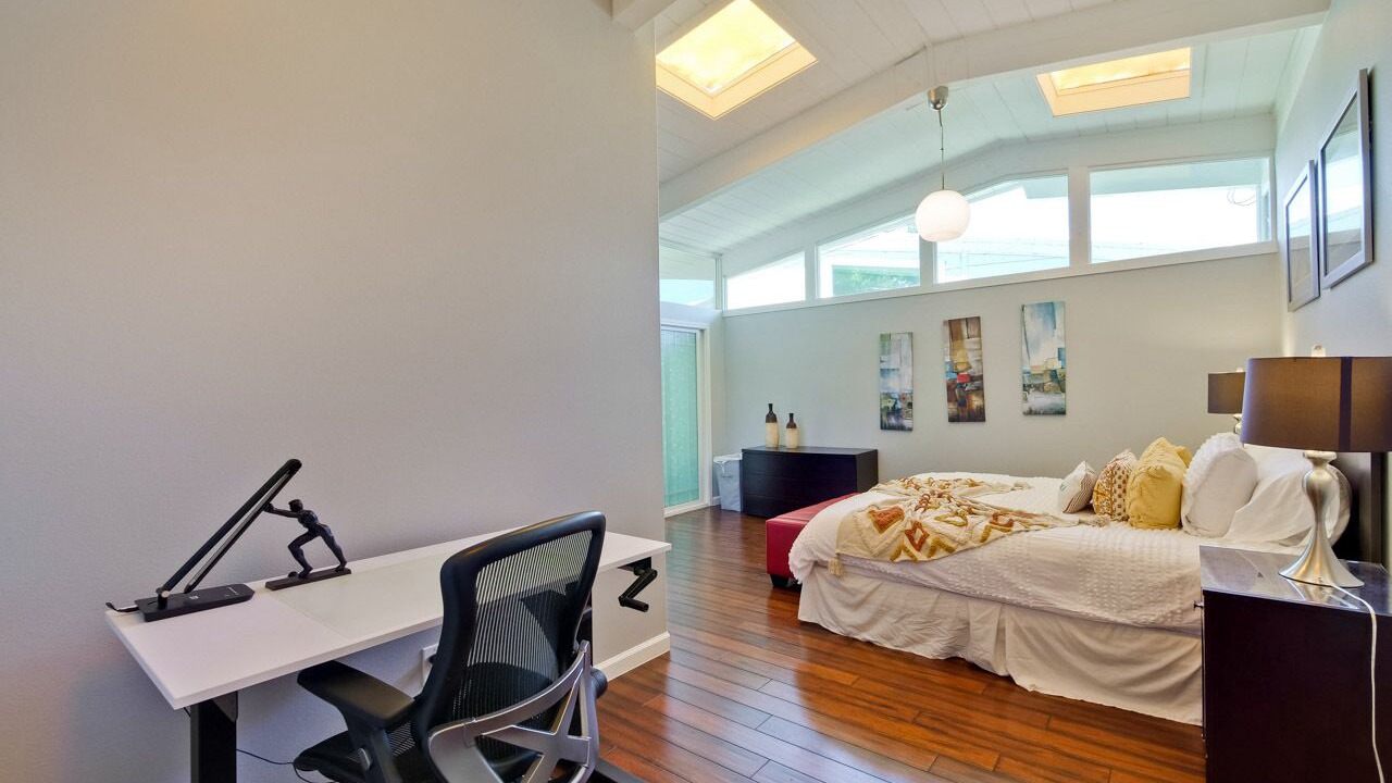 Photo of Bedroom in Duveneck - St. Francis