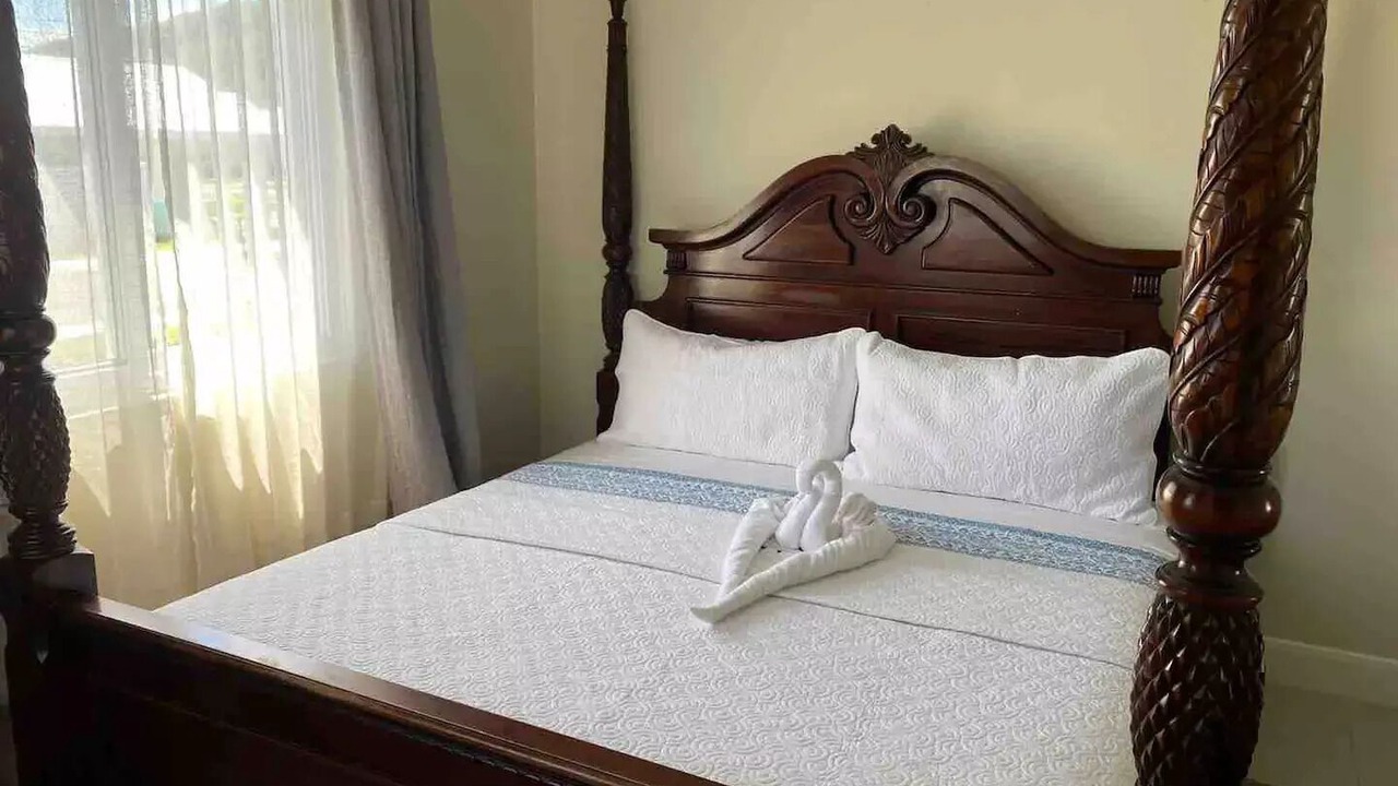 Photo of Bedroom in Tryall