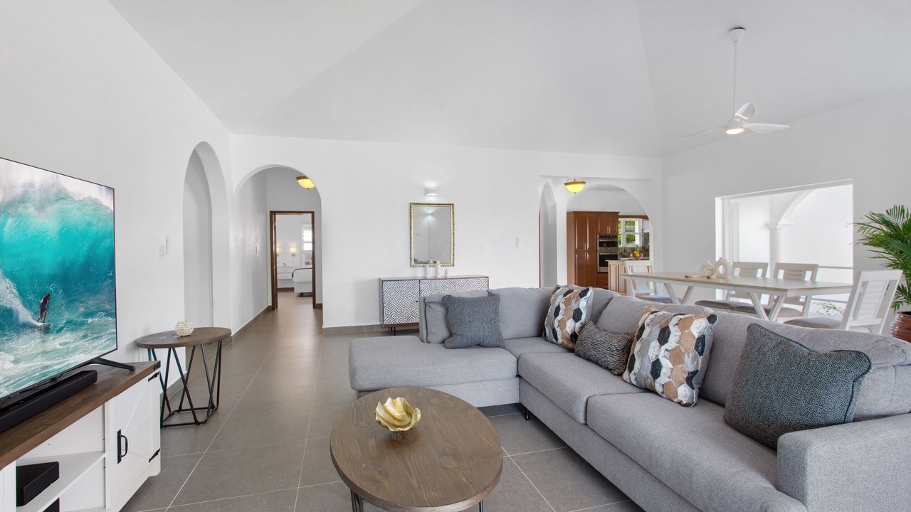 Photo of Livingroom in Cove Bay