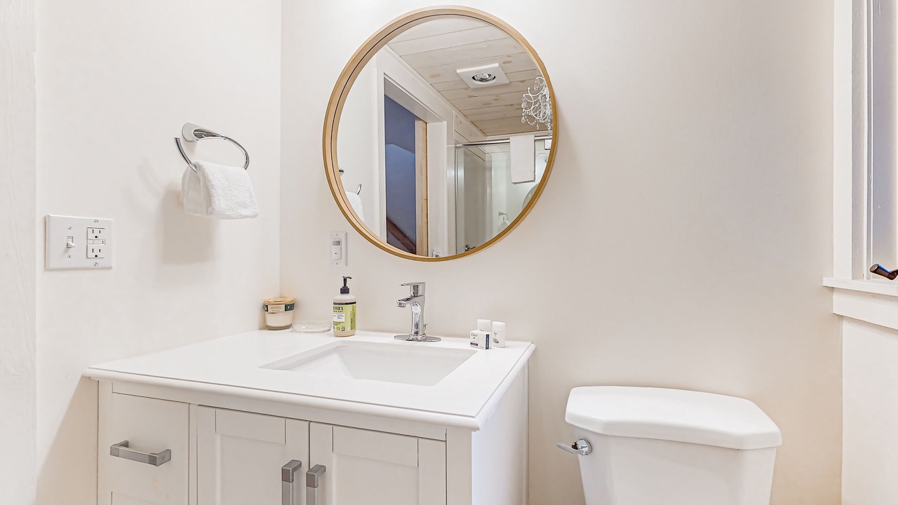 Photo of Bathroom in Castleton