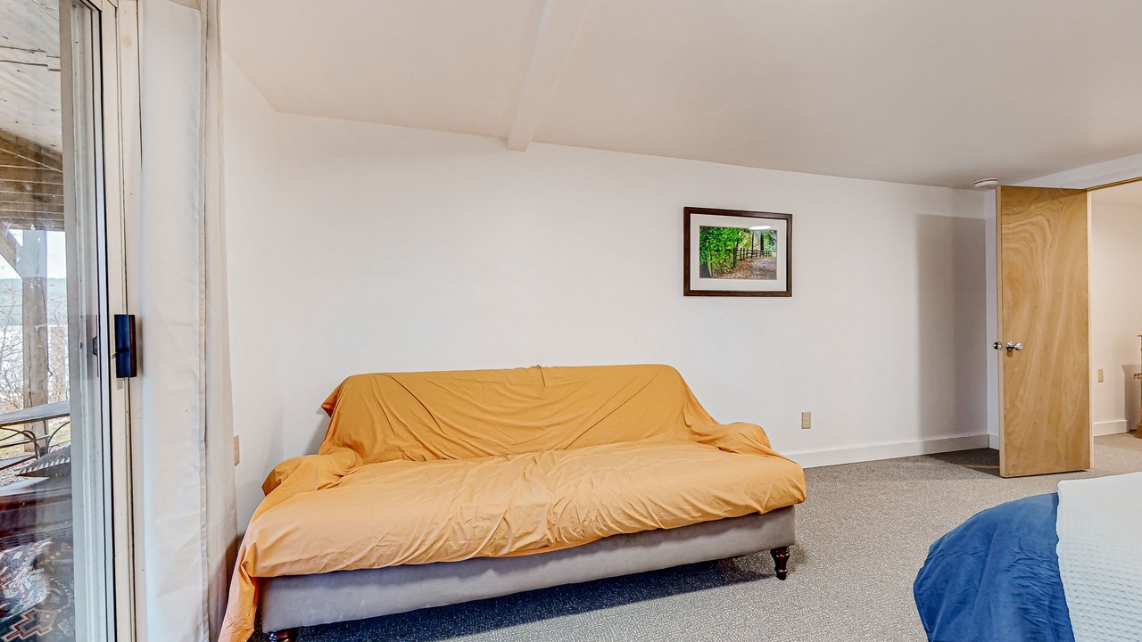 Photo of Bedroom in Castleton