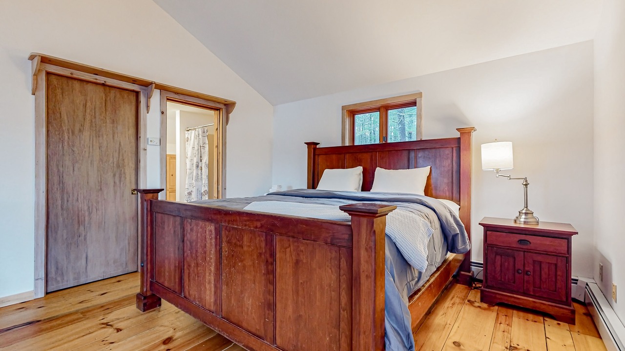 Photo of Bedroom in Castleton