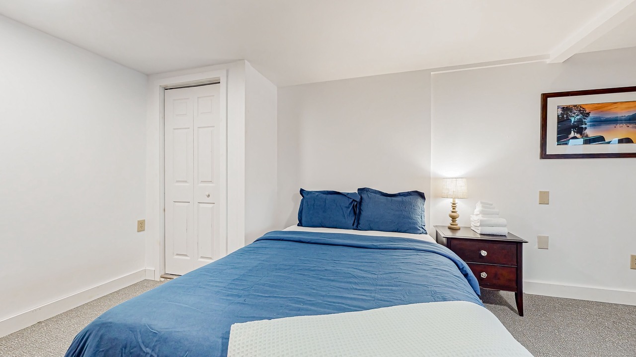 Photo of Bedroom in Castleton
