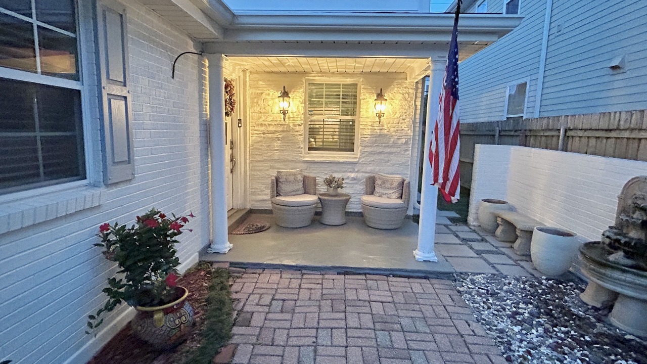 Photo of Patio Balcony in Lakeview