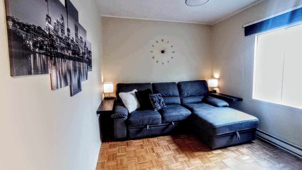 Photo of Livingroom in Pointe-aux-Trembles