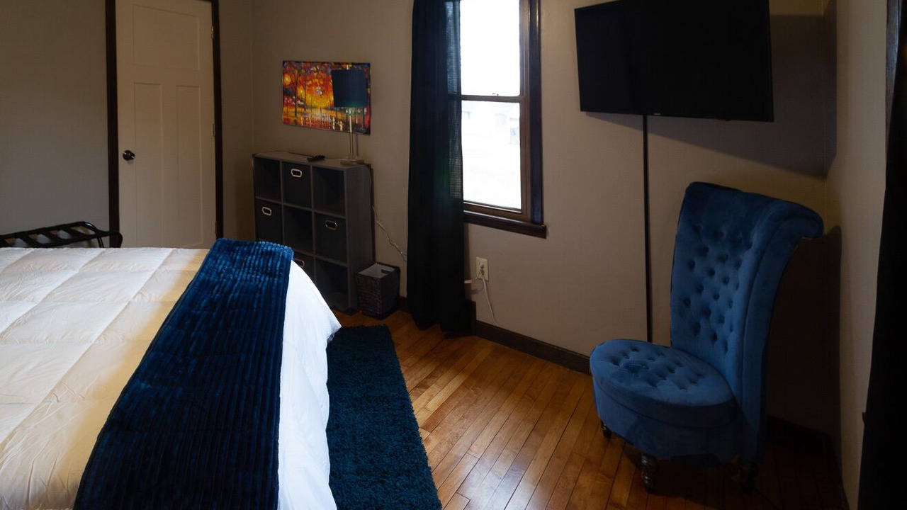 Photo of Bedroom in Dubuque