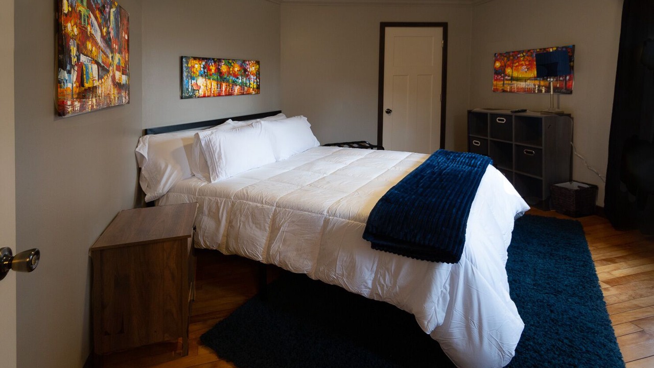 Photo of Bedroom in Dubuque