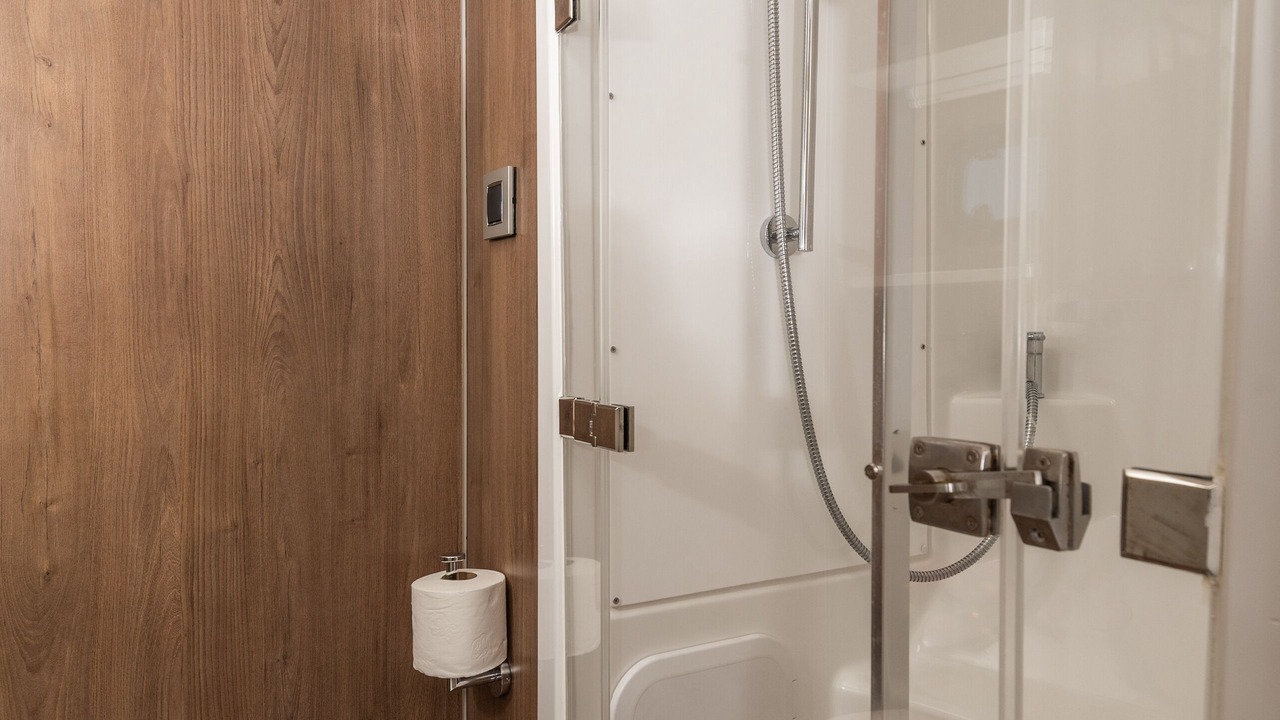 Photo of Bathroom in Staniel Cay