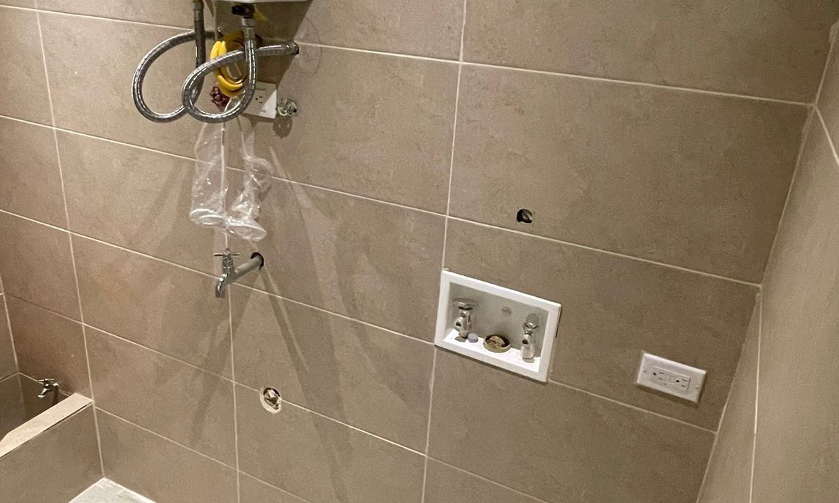Photo of Bathroom in Manga
